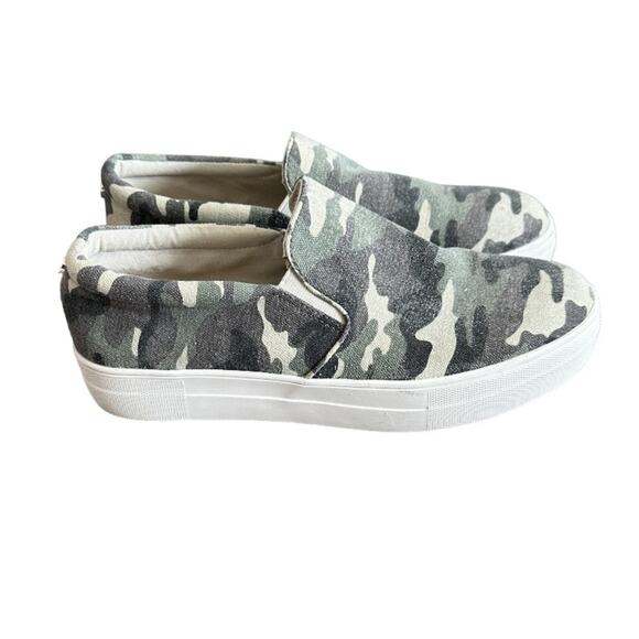Steve Madden Gill Green Camo Slip On Platform‎ Sneakers Size 9.5 - Picture 1 of 11